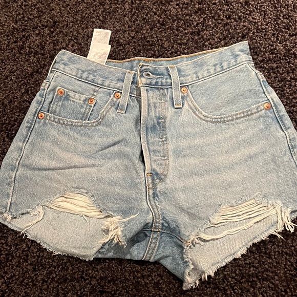 Levi's Pants - Worn ONCE, Levi's distressed blue denim shorts